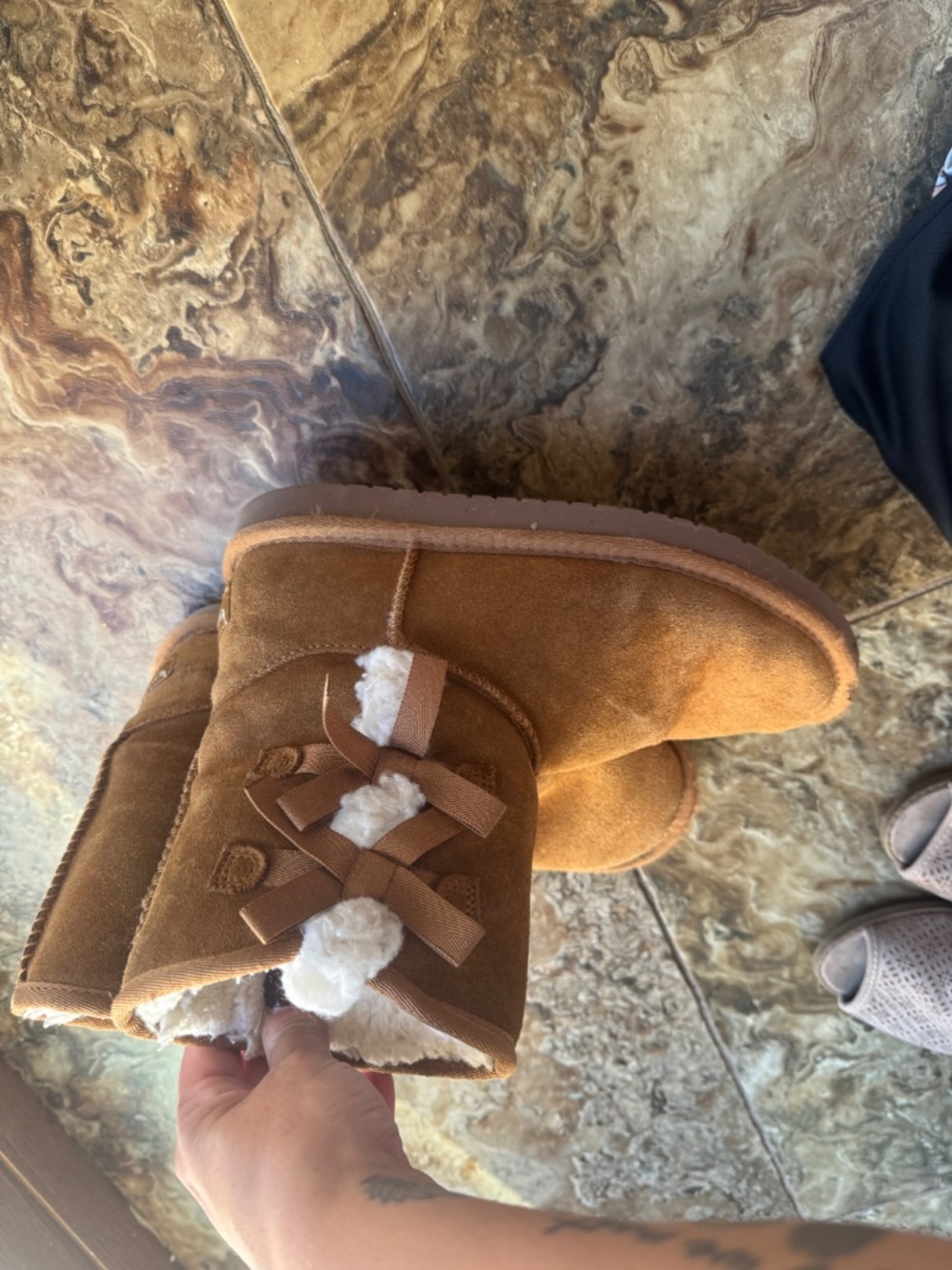 Girls boots - Picture 3 of 5